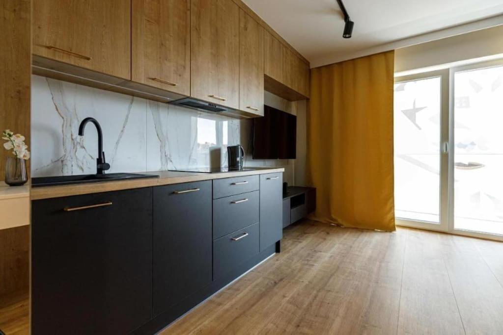 Golden Apartments Wroclaw - Cozy Studio- Odra River&Ksiecia Witolda Breslávia Exterior foto